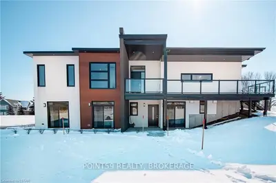 2670 County Road 8, Prince Edward County, ON, K0K 2T0