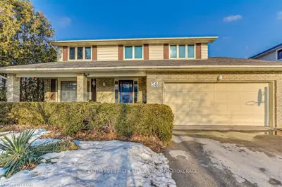 58 PINEGROVE Crescent, London South, ON N6J 3Y9