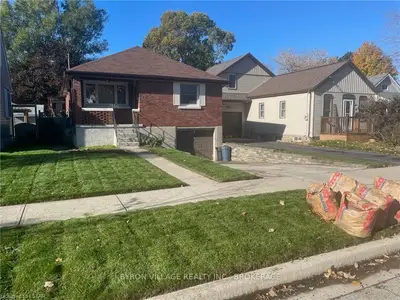 29 Giles Street, London East, ON N5Z 2V3