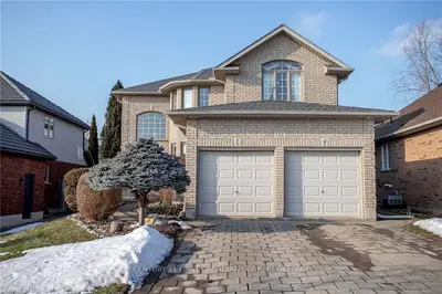 122 KNIGHTS BRIDGE Road, London South, ON N6K 4V7