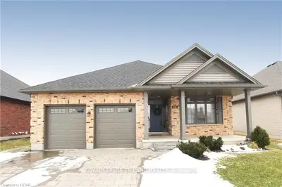 699 Newman Drive, Strathroy-caradoc, On N0l 1w0