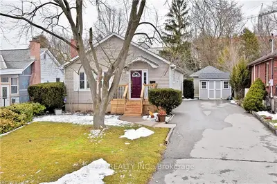 653 PERCY Street, London South, ON N6C 2L8