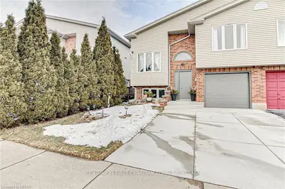 74 TANNER Drive, London East, ON N5W 6B6