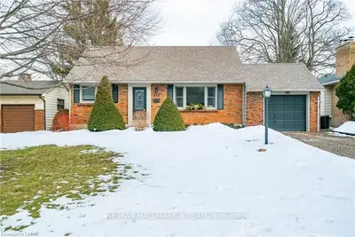 312 BLOXAM Avenue, London South, ON N6J 3K6