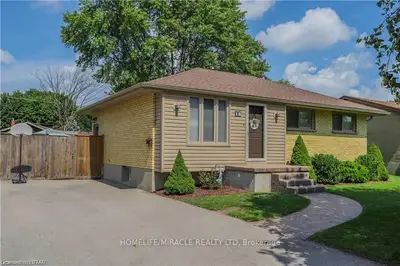 18 Wadsworth Street, London East, ON N5V 2R2
