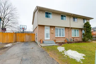 142 PATIENCE Crescent, London South, ON N6E 2L1