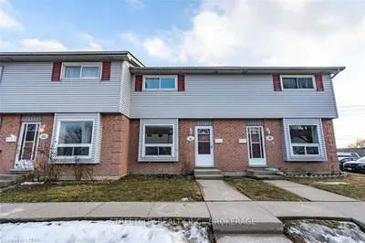 1430 JALNA Boulevard 21, London South, ON N6E 3C1