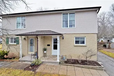 95 Monmore Road, London North, On N6g 2w7