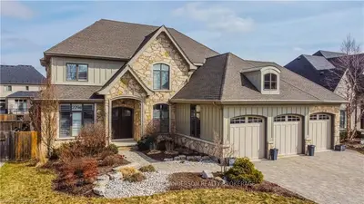 2294 WATERSIDE Terrace, London North, ON N6G 5L2