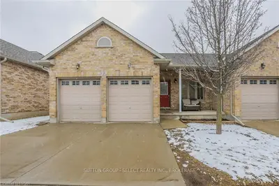 116 SOUTH CARRIAGE Road 3, London North, ON N6H 0C6