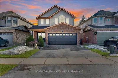 832 RUSHBROOK Crescent, London South, ON N6K 5B6