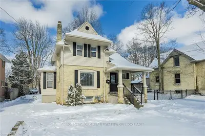 37 RIVERVIEW Avenue, London South, ON N6J 1A3