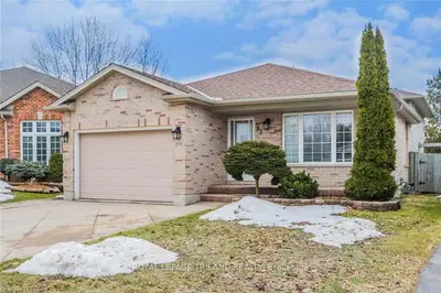 93 BOURNEMOUTH Drive, London East, ON N5V 4T1