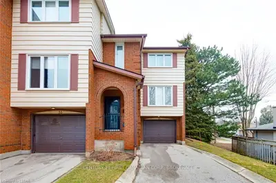 295 WILKINS Street 35, London South, ON N6C 5C1