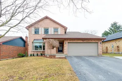 21 WHISPERWOOD Crescent, London South, ON N6K 3Z4