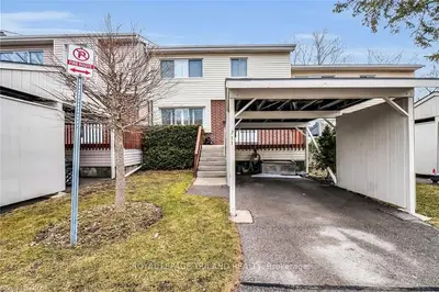 711 WILKINS Street 11, London South, ON N6C 4Z9