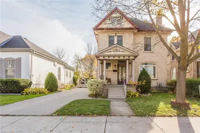 141 BRUCE Street, London South, ON N6C 1G9