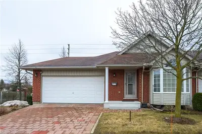 875 THISTLEDOWN Way 35, London North, ON N6G 5G5