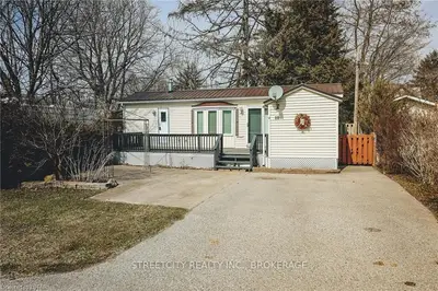 33 Pitt Street 10, Bayham, On N0j 1t0