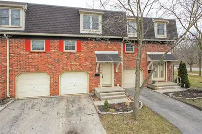900 POND VIEW Road 140, London South, ON N5Z 4L7