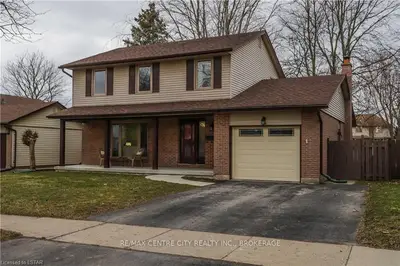 50 FOUR OAKS Crescent, London South, ON N6J 4B7