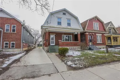 911 QUEENS Avenue, London East, ON N5W 3H9