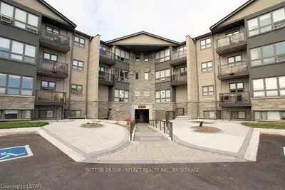 15 JACKSWAY Crescent 419, London North, ON N5X 3T8