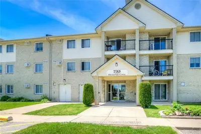 733 DEVERON Crescent 319, London South, ON N5Z 4X7