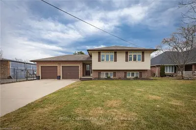 145 WATER Street, Southwest Middlesex, ON N0L 1M0