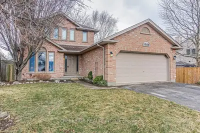 1080 ALDERSBROOK Road, London North, ON N6G 2X2