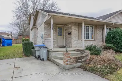417 HEAD Street N, Strathroy-Caradoc, ON N7G 2K3