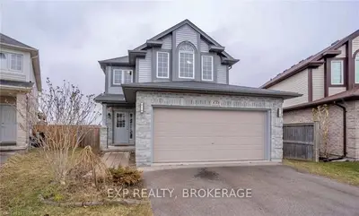 838 QUEENSBOROUGH Crescent, London North, ON N6G 5K2