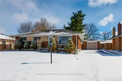197 FAIRHAVEN Circle, London East, ON N5W 1E3