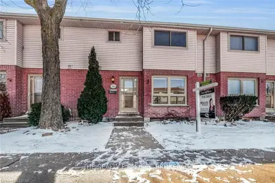 89 HIGHVIEW Avenue E 24, London South, ON N6C 5V7