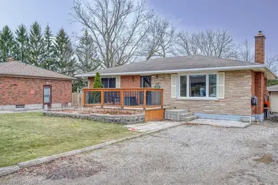 418 SCENIC Drive, London South, ON N5Z 3A8