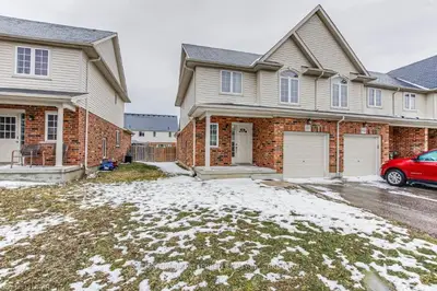 834 SILVERFOX Crescent, London North, ON N6G 0K2