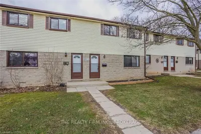 825 DUNDALK Drive 21, London South, ON N6C 3V6