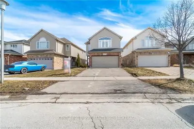575 THISTLEWOOD Drive, London North, ON N5X 4M1