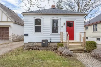 25 CHRISTIE Street, London East, ON N6A 3Y7
