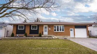45 HENRY Street, Strathroy-Caradoc, ON N7G 1E3