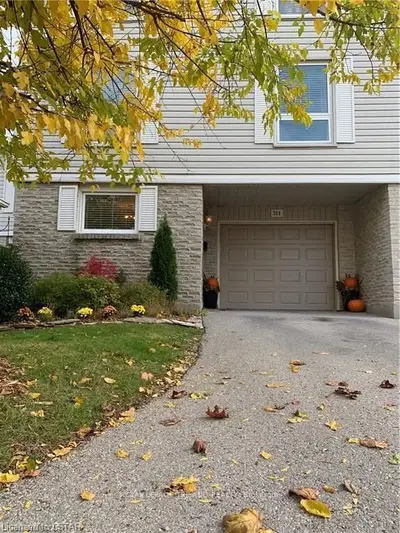 311 Everglade Crescent, London North, ON N6H 4M7