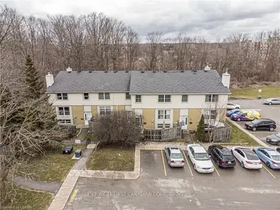 760 BERKSHIRE Drive 74, London South, ON N6J 4A5
