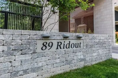 89 RIDOUT Street S 403, London South, ON N6C 3X2