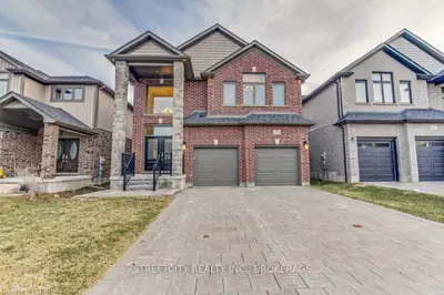 1350 DYER Crescent, London North, ON N6G 0S6