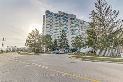 744 Wonderland Road S 1206, London South, On N6k 4k3