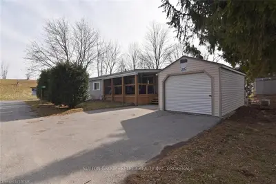 9385 IPPERWASH Road 55, Lambton Shores, ON N0N 1J3
