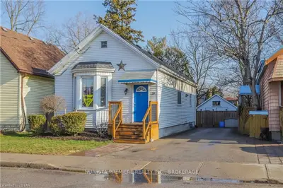 39 BLACKFRIARS Street, London North, ON N6H 1K5