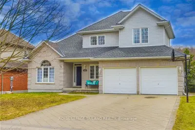 163 OPTIMIST PARK Drive, London South, ON N6K 4M2