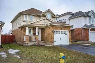 293 JENSEN Road, London East, ON N5V 4X3