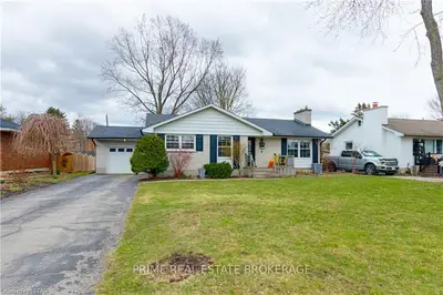 1542 MCTAVISH Crescent, London North, ON N5X 1P7